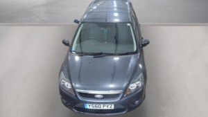 2011 Ford Focus 1.6 Titanium 5dr in Grey — image 3
