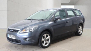 2011 Ford Focus 1.6 Titanium 5dr in Grey — image 4