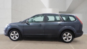 2011 Ford Focus 1.6 Titanium 5dr in Grey — image 6