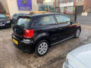 2010 Volkswagen Polo 1.2 Tdi Bluemotion Euro 5 (s/s) 3dr in Black — image 4