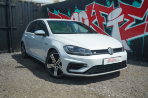 2017 Volkswagen Golf 2.0 Tsi Bluemotion Tech R Hatchback 5dr Petrol DSG 4motion Euro 6 (s/s) (310 Ps) in Silver — image 2
