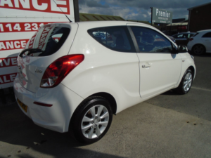 2014 Hyundai I20 1.2 Active Hatchback 3dr Petrol Manual Euro 5 (85 Bhp) in White — image 5