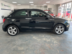 2015 Audi A1 1.6 Tdi Sport in Black — image 5