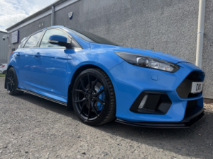 2017 Ford Focus 2.3 T Ecoboost Rs in Blue — image 5
