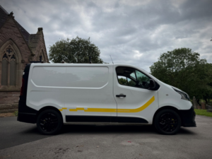 2017 Renault Trafic 1.6 Sl27 Dci 120 Business Euro 6 in White — image 4
