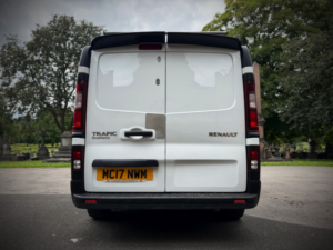 2017 Renault Trafic 1.6 Sl27 Dci 120 Business Euro 6 in White — image 6