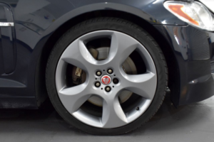 2011 Jaguar Xf 3.0d S V6 (275) Premium Luxury Saloon 4dr Automatic in Black — image 6