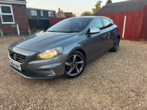 2014 Volvo V40 1.6 D2 R-Design Nav Hatchback 5dr Diesel Manual Euro 5 (s/s) (115 Ps) in Grey — image 2