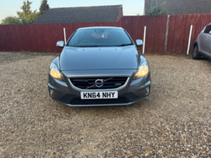 2014 Volvo V40 1.6 D2 R-Design Nav Hatchback 5dr Diesel Manual Euro 5 (s/s) (115 Ps) in Grey — image 3