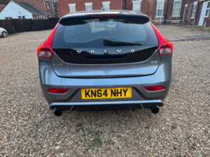 2014 Volvo V40 1.6 D2 R-Design Nav Hatchback 5dr Diesel Manual Euro 5 (s/s) (115 Ps) in Grey — image 4