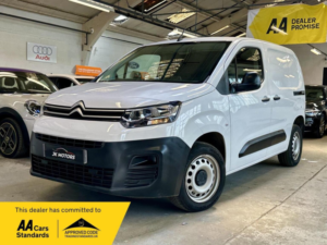 2023 Citroen Berlingo 1.5 Bluehdi 1000 Enterprise Edition M Swb Euro 6 (s/s) 5dr in White — image 2