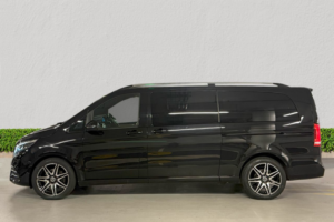 2023 Mercedes-Benz V Class 2.0 V300d Amg Line MPV 5dr Diesel G-Tronic+ Euro 6 (s/s) Xlwb (237 Ps) in Black — image 4