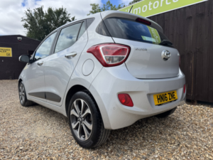 2016 Hyundai I10 1.2 I10 Prem Se 1.2 (blue Int) in Grey — image 4