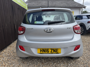 2016 Hyundai I10 1.2 I10 Prem Se 1.2 (blue Int) in Grey — image 5