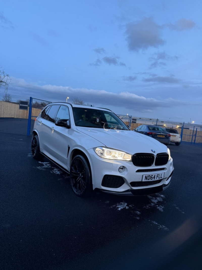 2014 BMW X5 3.0 X5 M50d in White — image 1