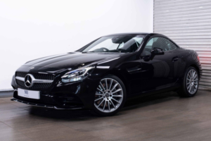 2019 Mercedes-Benz Slc 2.0 Slc300 Amg Line G-Tronic Euro 6 (s/s) 2dr in Black — image 3