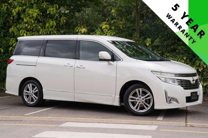 2011 Nissan Elgrand 2.5 Highway Star 5dr 8 Seats in White — image 1