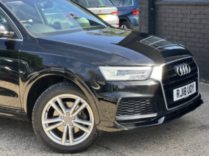 2018 Audi Q3 1.4 Tfsi Cod S Line Edition in Black — image 4