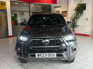 2023 Toyota Hilux 2.8 D-4d Invincible X in Grey — image 3
