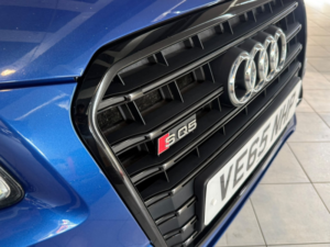2015 Audi Sq5 3.0 Bitdi V6 in Blue — image 4