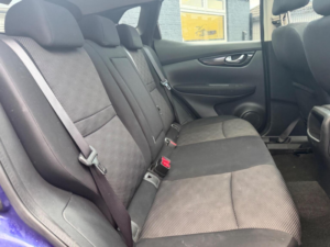 2015 Nissan Qashqai 1.5 Dci Acenta+ 2WD Euro 5 (s/s) 5dr in Blue — image 4