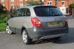 2013 Skoda Fabia 1.6 Tdi Scout Euro 5 5dr in Beige — image 4