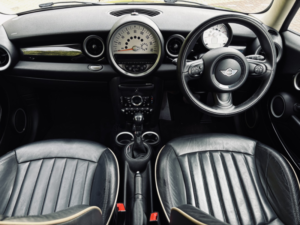 2012 MINI Clubman 2.0 Cooper Sd Clubman in Green — image 2