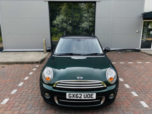 2012 MINI Clubman 2.0 Cooper Sd Clubman in Green — image 4