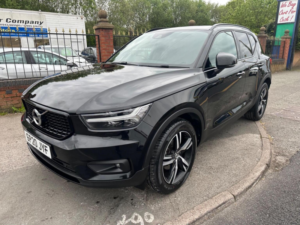 2020 Volvo Xc40 1.5 T3 R-Design Euro 6 (s/s) 5dr in Black — image 2