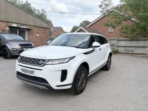 2019 Land Rover Range Rover Evoque 2.0 D150 in White — image 2