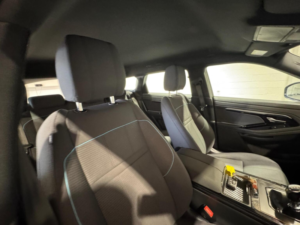 2019 Land Rover Range Rover Evoque 2.0 D150 R-Dynamic Fwd Euro 6 (s/s) 5dr in White — image 4
