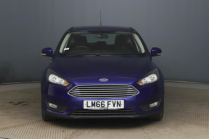 2016 Ford Focus 1.5 Tdci Zetec Euro 6 (s/s) 5dr in Blue — image 5