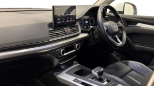 2022 Audi Q5 2.0 Tfsie 50 Sport SUV 5dr Petrol Plug-In Hybrid S Tronic Quattro Euro 6 (s/s) 17.9kwh (299 Ps) in White — image 2