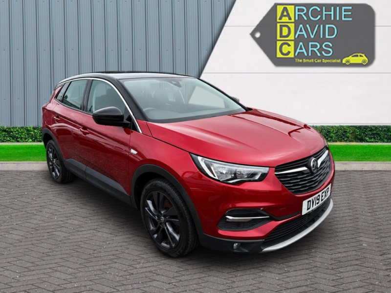2019 Vauxhall Grandland X 1.2 Turbo Sport Nav in Red — image 1