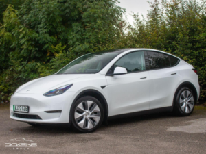 2022 Tesla Model Y (dual Motor) Long Range Auto 4wde 5dr in White — image 3