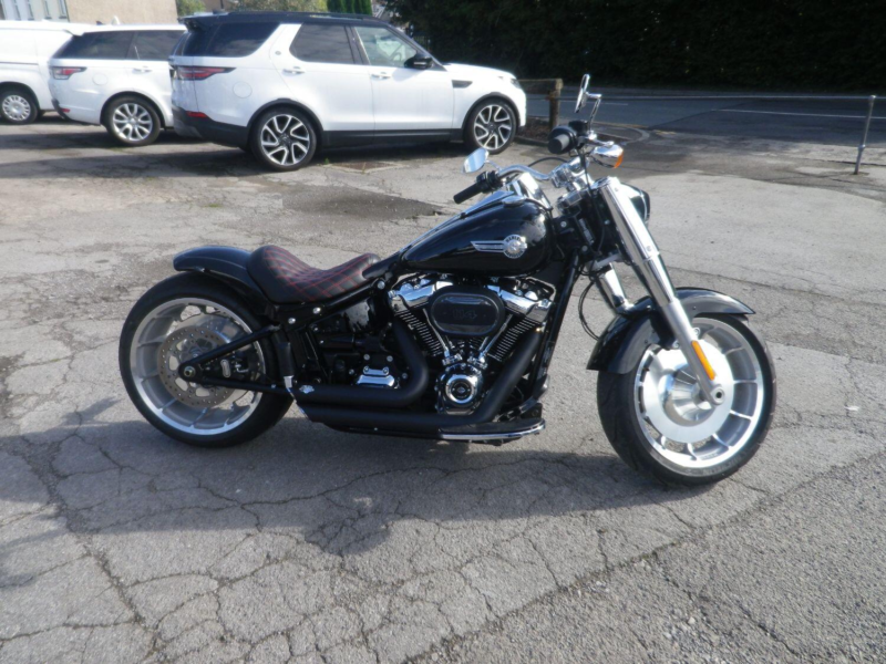 2022 Harley-Davidson Softail Flfbs Fatboy 114 in Black — image 1