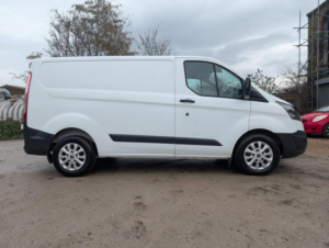 2018 Ford Transit Custom 2.0 Tdci 270 L1 H1 5dr in White — image 3