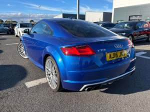 2015 Audi Tts 2.0 Tfsi in Blue — image 4