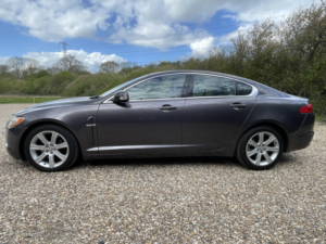 2009 Jaguar Xf 2.7 D V6 Luxury in Grey — image 6