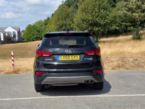 2016 Hyundai Santa Fe 2.2 Crdi Blue Drive Premium SUV 5dr Diesel Manual 4WD Euro 6 (s/s) (7 Seat) (200 Ps) in Black — image 6