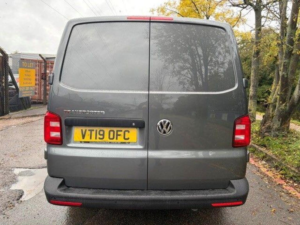2019 Volkswagen Transporter 2.0 Tdi T28 Startline Fwd Swb Euro 6 (s/s) 5dr in Grey — image 6