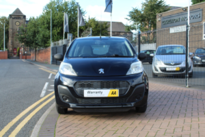 2013 Peugeot 107 1.0 12v Access in Black — image 2