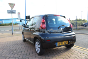 2013 Peugeot 107 1.0 12v Access in Black — image 5