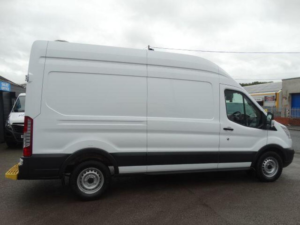 2015 Ford Transit 2.2 Tdci 350 Fwd L3 H3 Euro 5 5dr in White — image 4