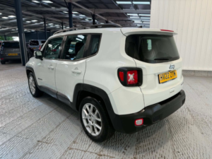 2022 Jeep Renegade 1.0 *limited*1.0 T3 120hp*cam-Nav-Ulez-Dab-Fsh**great Value** in White — image 6