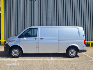 2021 Volkswagen Transporter VW 2.0 Tdi T28 Startline — image 4