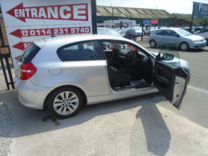 2010 BMW 1 Series 2.0 116d Es Hatchback 3dr Diesel Manual Euro 5 (s/s) (116 Ps) in Silver — image 6