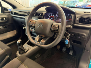 2021 Citroen C3 1.2 Puretech Shine Euro 6 (s/s) 5dr in Blue — image 3