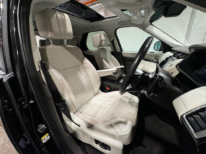 2018 Land Rover Discovery 2.0 Sd4 Hse Luxury Auto 4WD Euro 6 (s/s) 5dr in Black — image 3