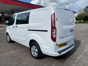 2023 Ford Transit Custom 2.0 300 Ecoblue Leader Crew Van Double Cab 5dr Diesel Manual L1 H1 Euro 6 (s/s) (105 Ps) in White — image 5